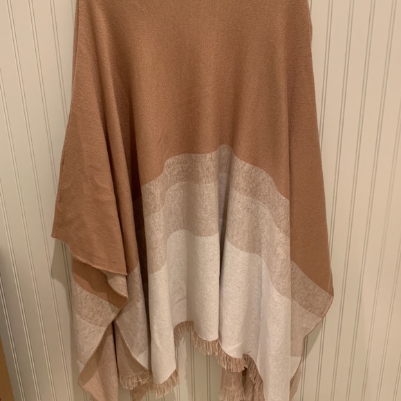 Sweater - Picture 2 of 3